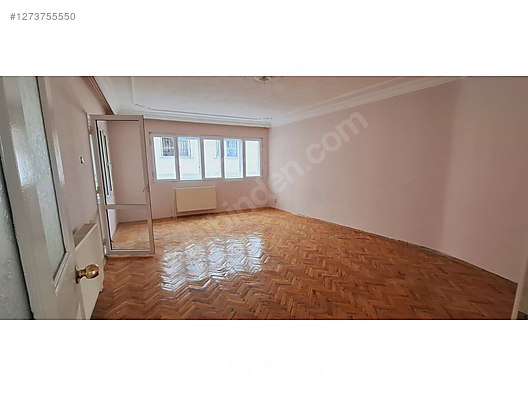 Güzelyalı'da 3+1 Ebeveyn Banyolu 125 m² Doğalgazlı Ferah Daire